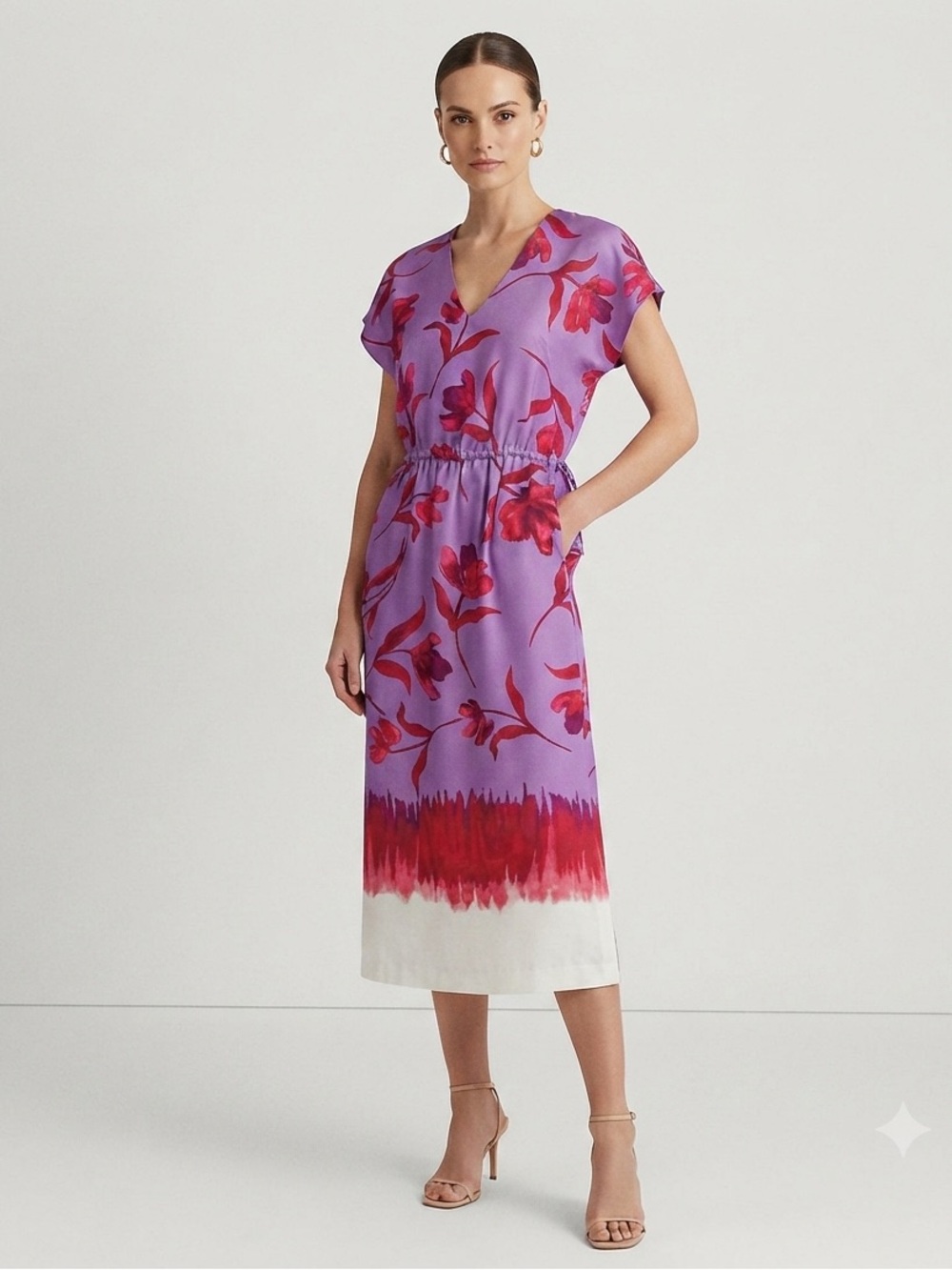 Boho Floral
Midi Dress, V-Neck, Featuring
Functional pockets